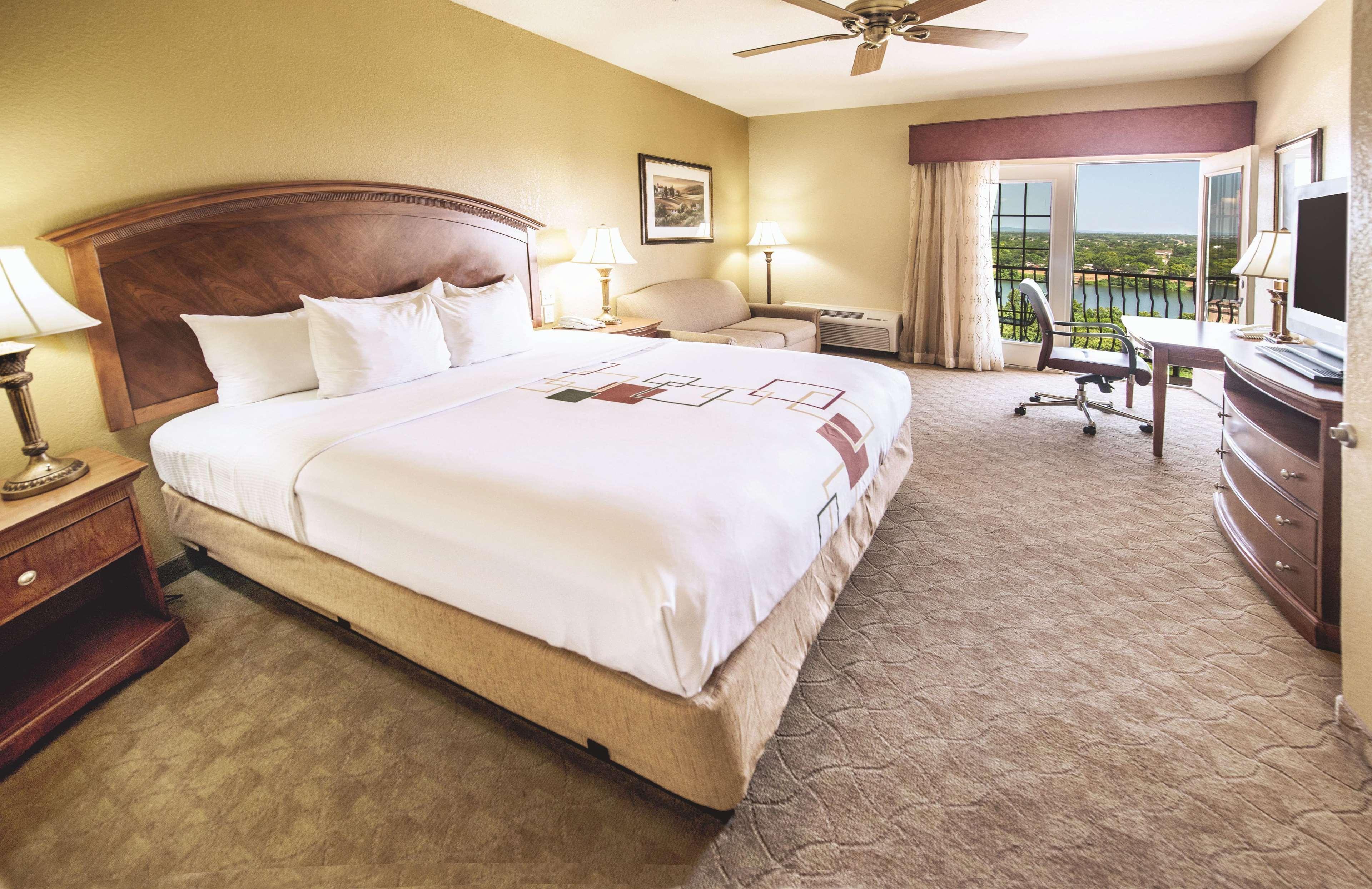 La Quinta By Wyndham Marble Falls Exterior foto