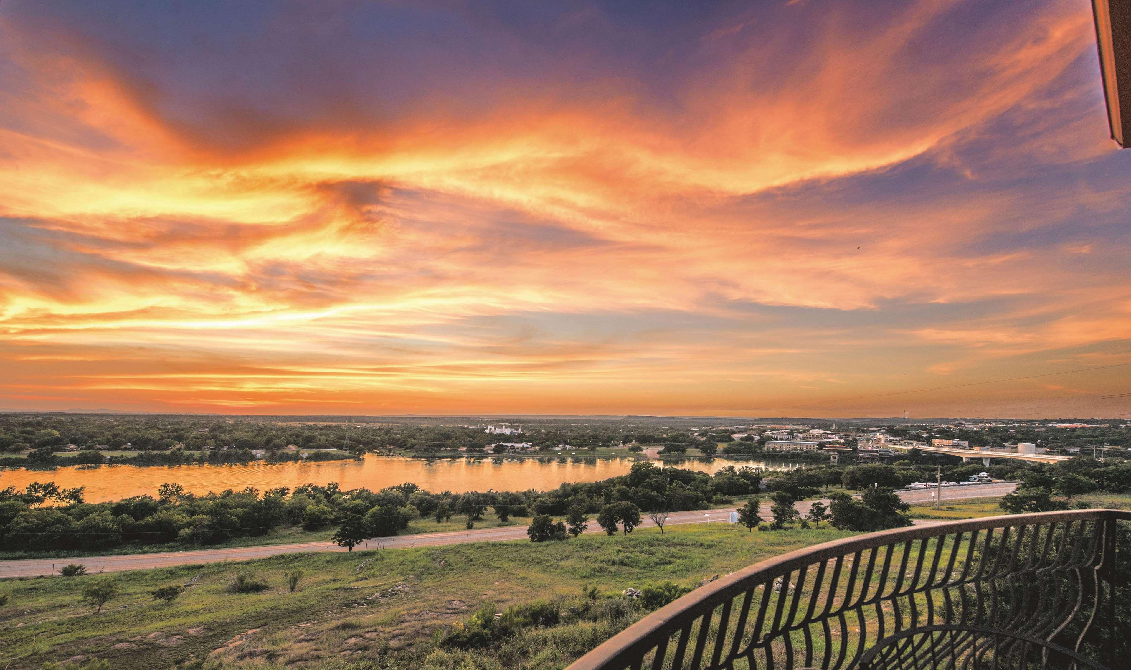 La Quinta By Wyndham Marble Falls Exterior foto